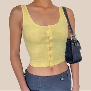 💛 Yellow crop top 💛